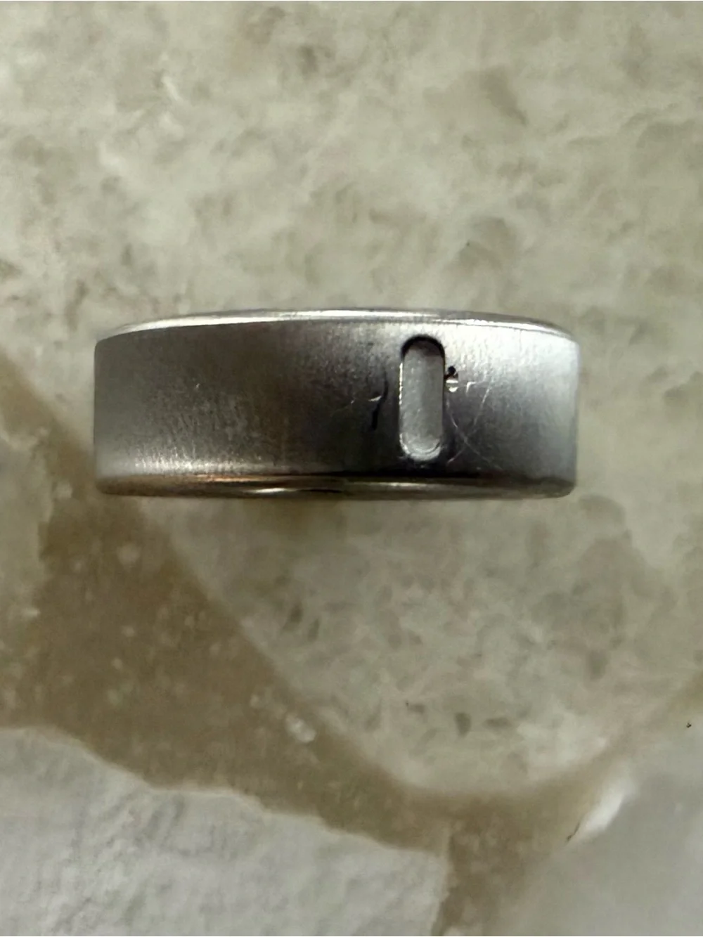 Oura 4 Brushed Silver Smart Ring